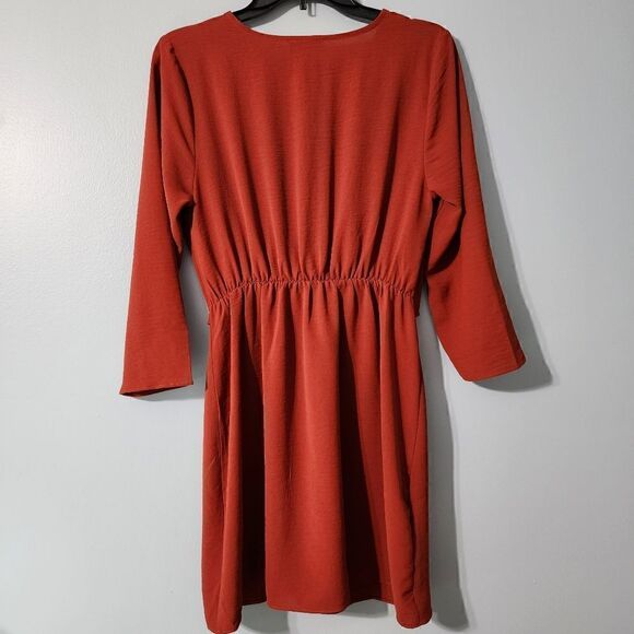 Timing V-Neck Long Sleeve Dress - Picture 7 of 12